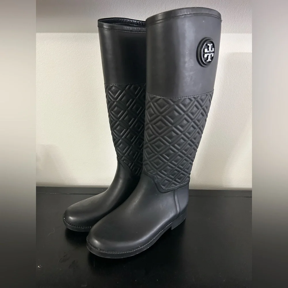Tory Burch Marion Quilted Rubber Rain Boots – Black – Women’s Size 5